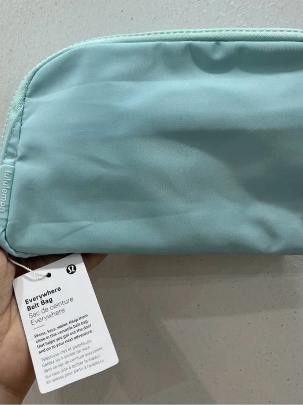 Lululemon Everywhere Belt Bag 1L Wathet NWT Rare Color - Picture 6 of 9